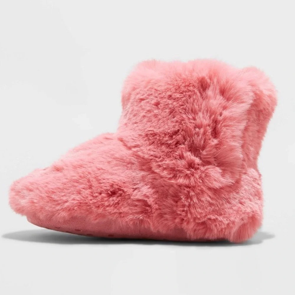 Cat & Jack Toddler Girls’ Dallas Fur Bootie Slippers, Vibrant Coral Pink